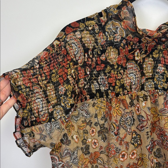 Zara Basic Sheer Floral Blouse with Tie detail in back/ Size small - Picture 5 of 11